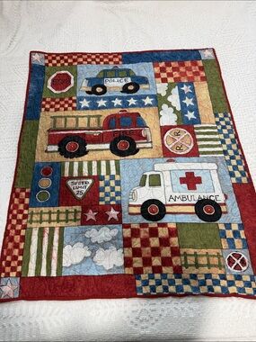 Susan Winget Serve & Protect patch Quilt 40x33